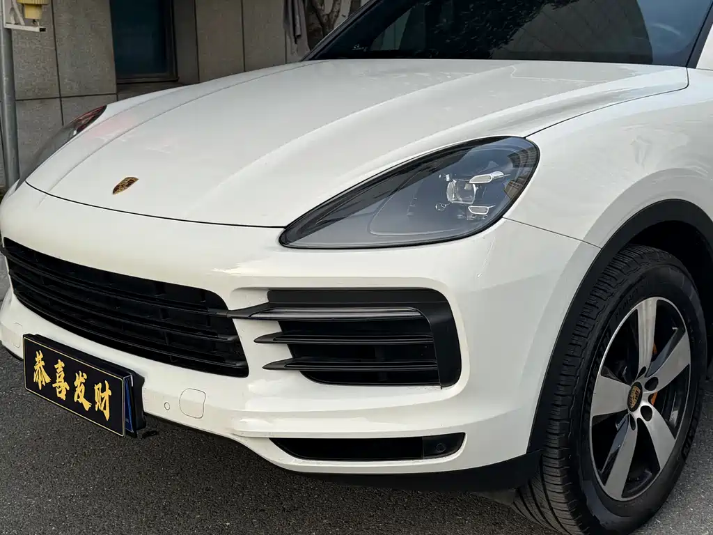 PORSCHE CAYENNE