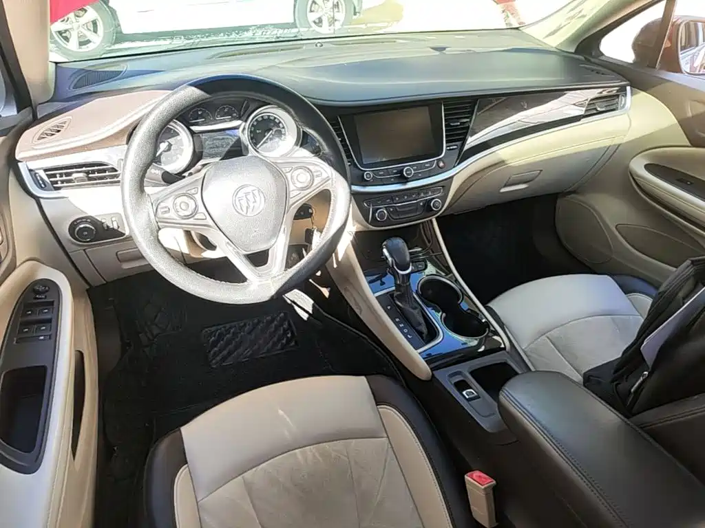 Buick Verano — миниатюра 10
