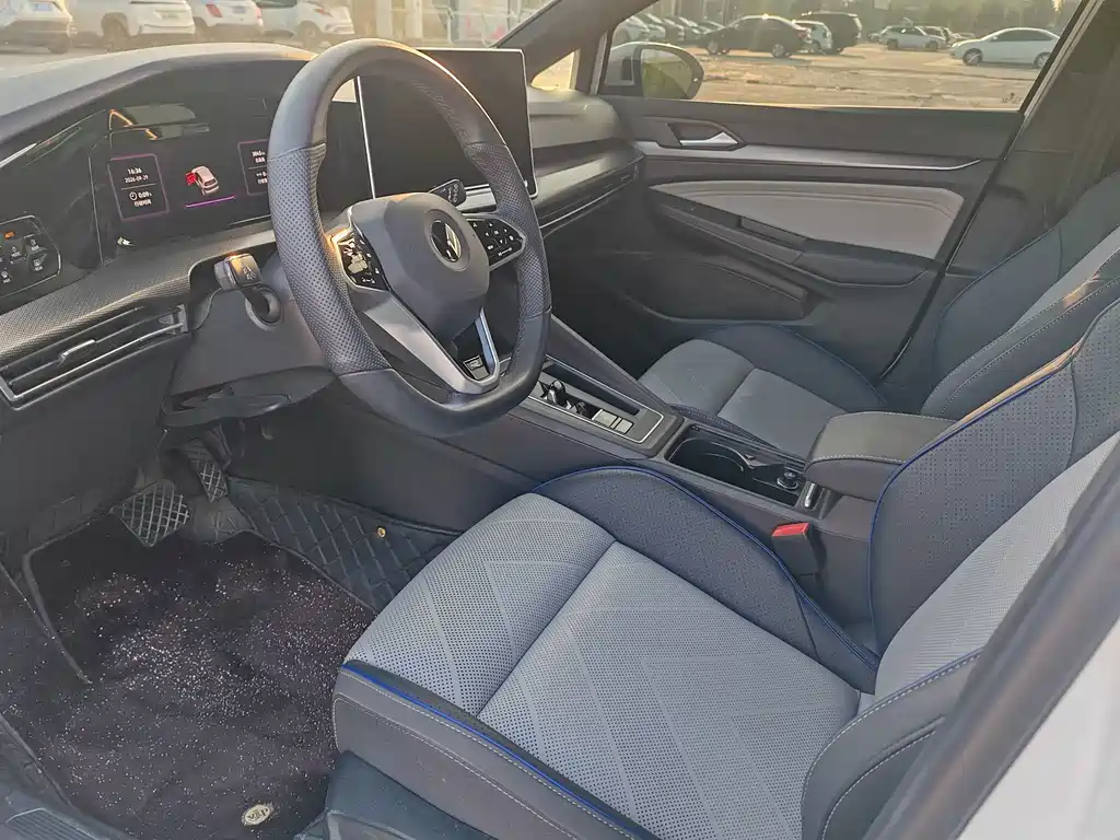 Volkswagen Golf — миниатюра 4