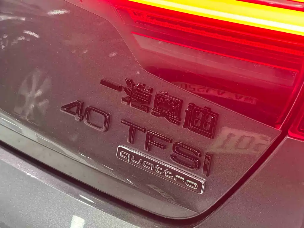 Audi A4L — миниатюра 8
