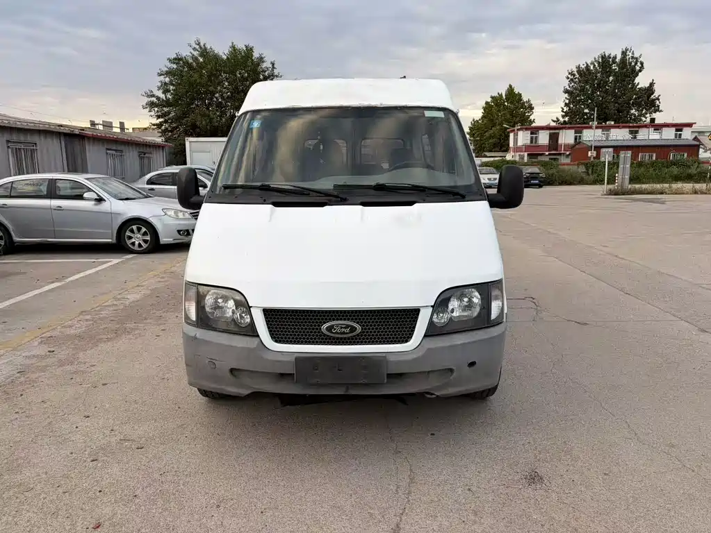 Ford Transit Classic — миниатюра 2