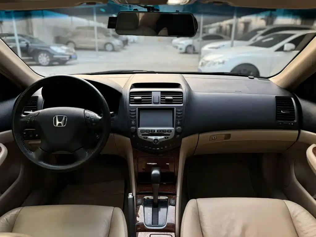 Honda Accord 2006 2.4L Luxury