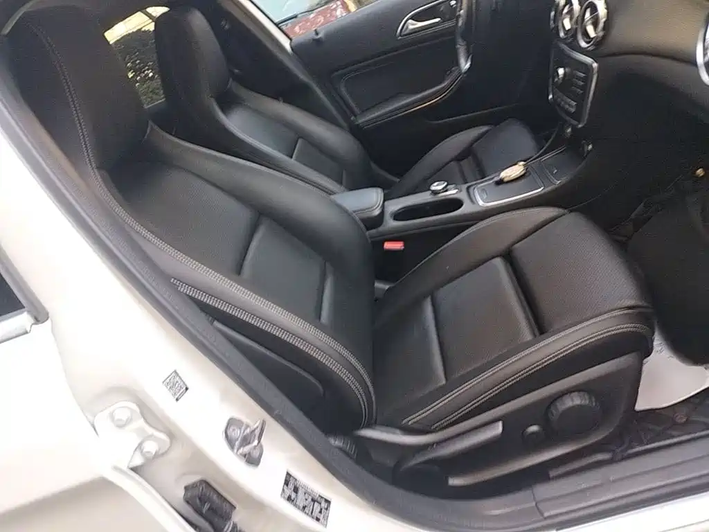 Mercedes-Benz GLA — миниатюра 25