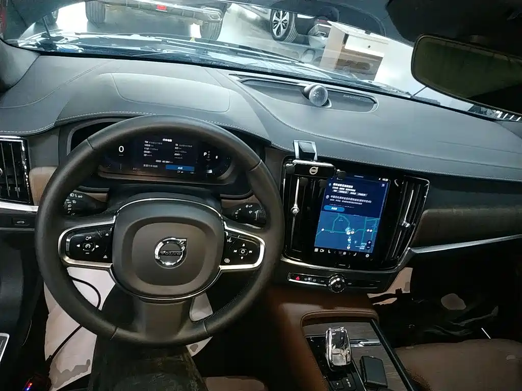 Volvo S90 2023 B5 Luxury