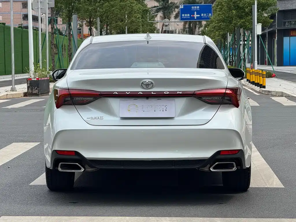 Toyota Avalon 2023 2.0L Luxury