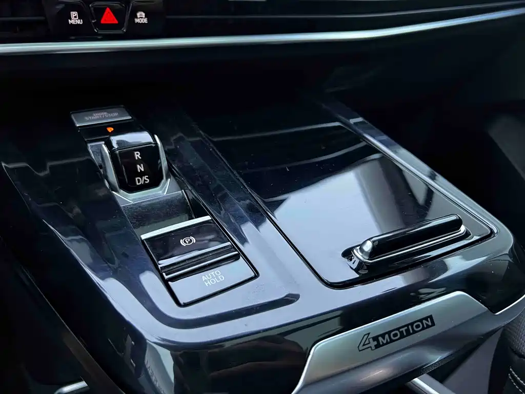 Volkswagen Viloran 2022 380TSI Luxury Pro 6 мест