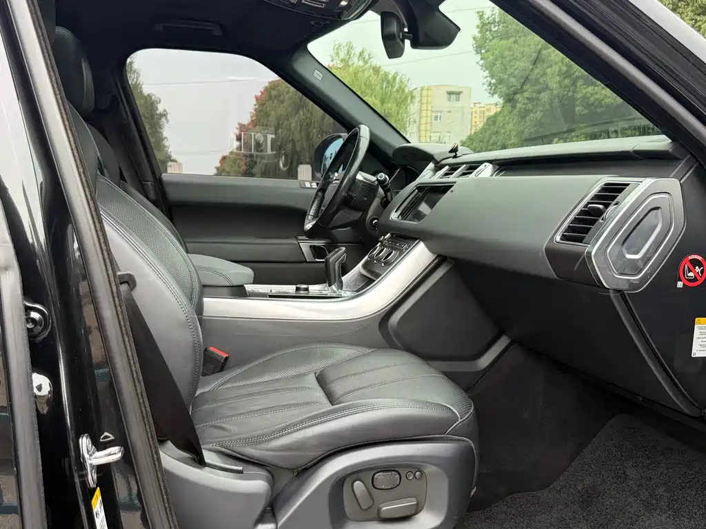 Land Rover Sport — миниатюра 20