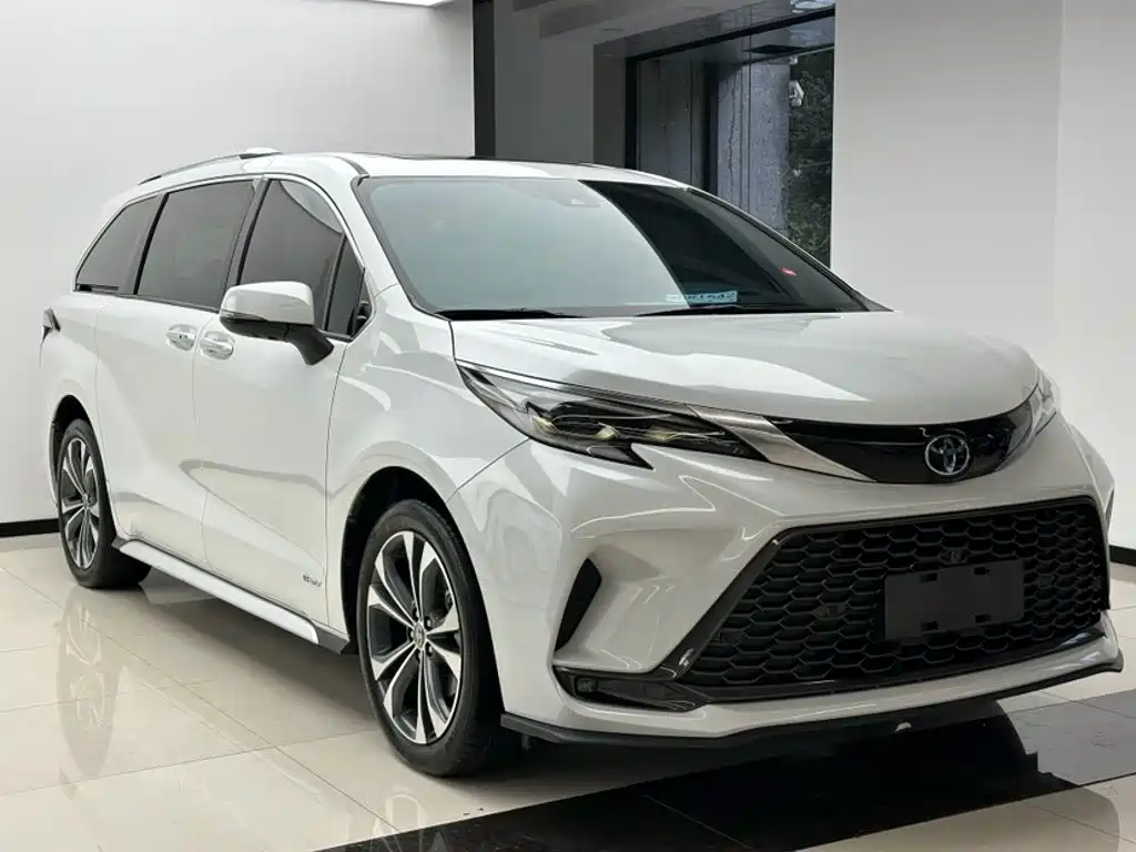Toyota Granvia — миниатюра 23