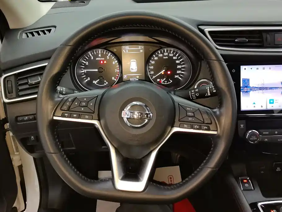 Nissan Qashqai — миниатюра 15