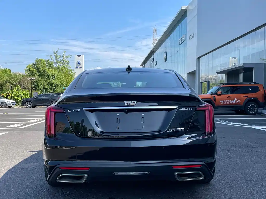 Cadillac CT5 — миниатюра 17