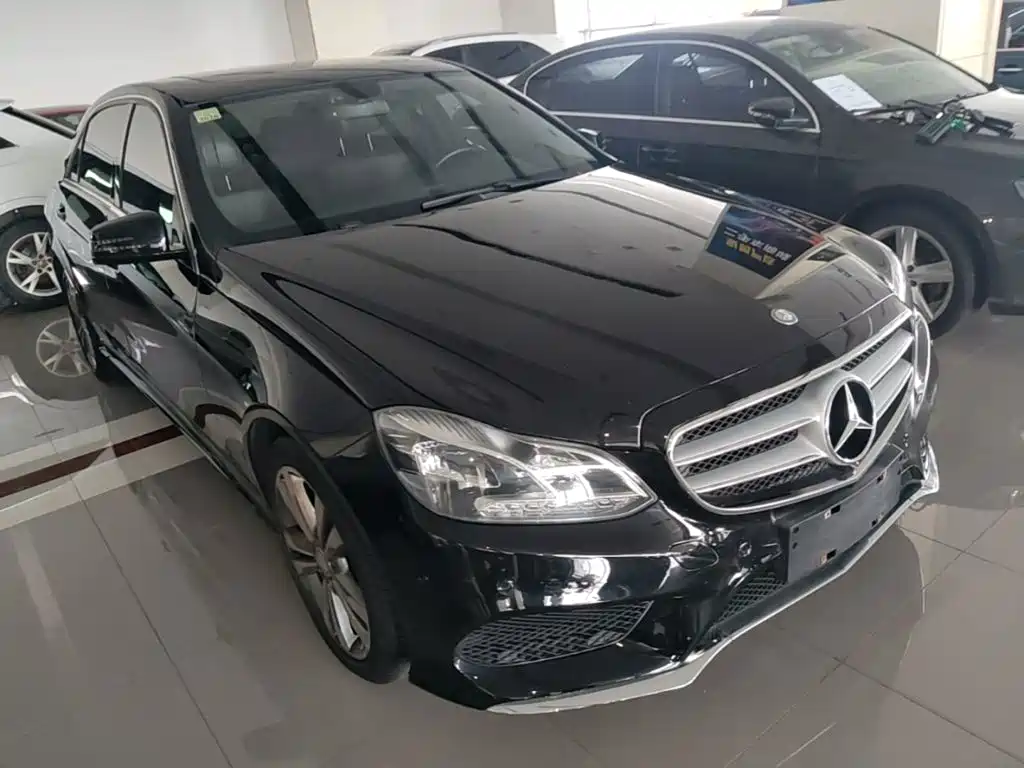 Mercedes-Benz E-Class — миниатюра 4