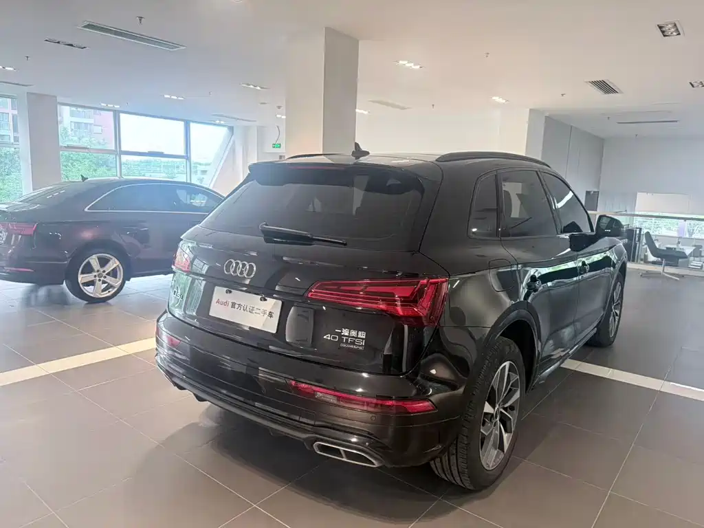Audi Q5L 2024 40 TFSI Luxury