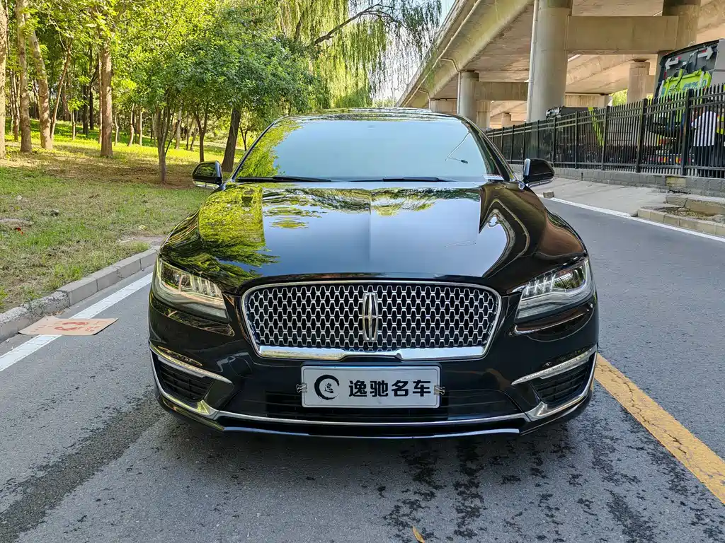 LINCOLN MKZ