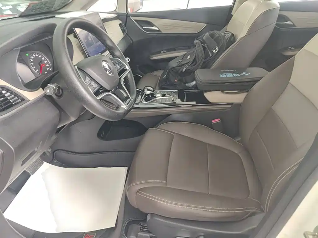 BYD MAX New Energy — миниатюра 15