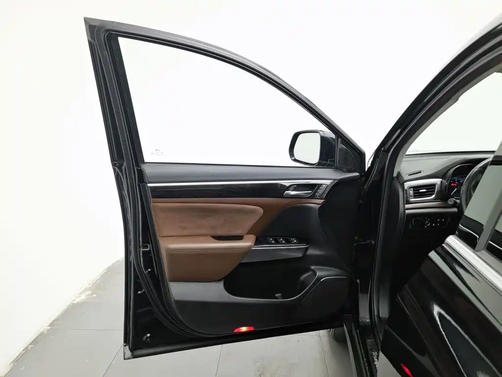 GAC Motor Trumpchi GS8 — миниатюра 8