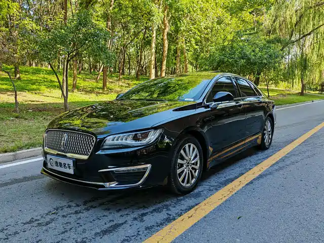 LINCOLN  MKZ 2020
