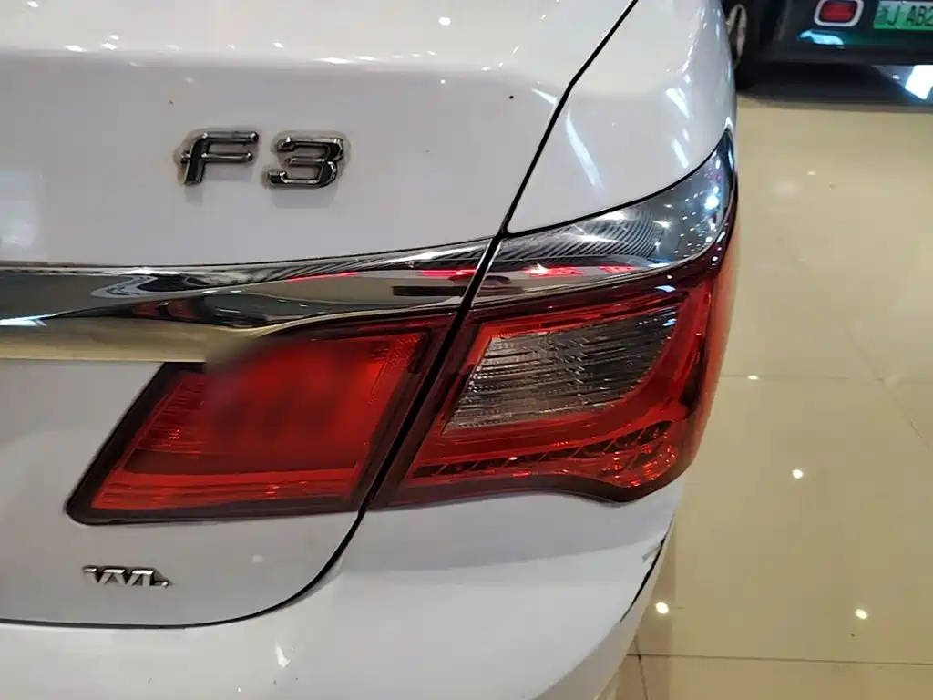BYD F3 — миниатюра 8