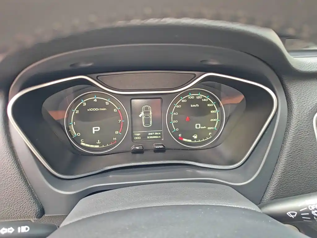 Geely Vision X6 — миниатюра 12