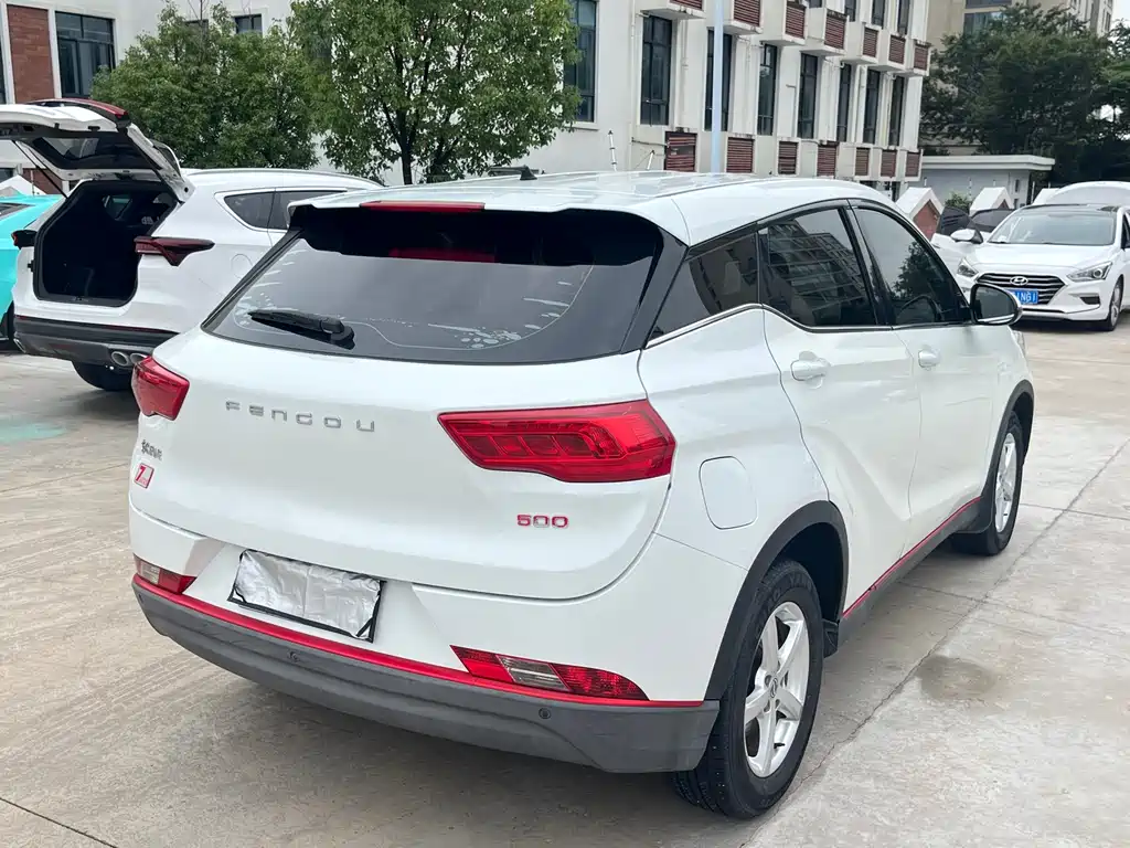 Dongfeng 500 2021 1.5L CVT