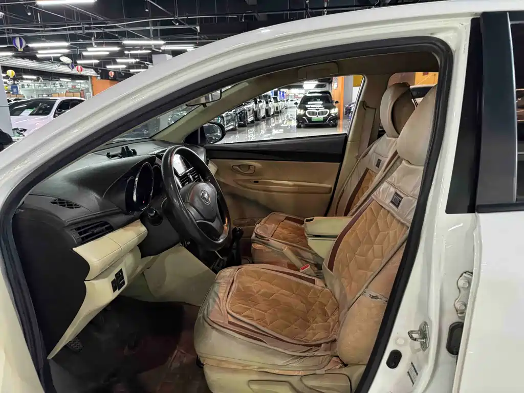 Toyota Vios 2014 1.3L MT