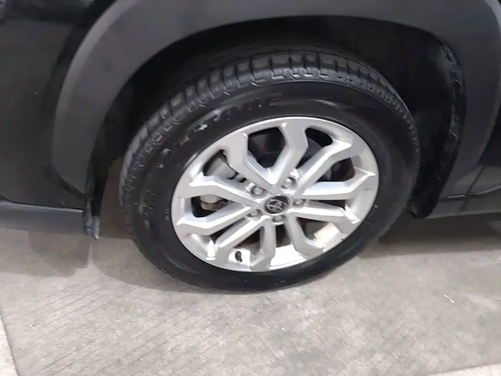 Toyota Frontlander — миниатюра 23