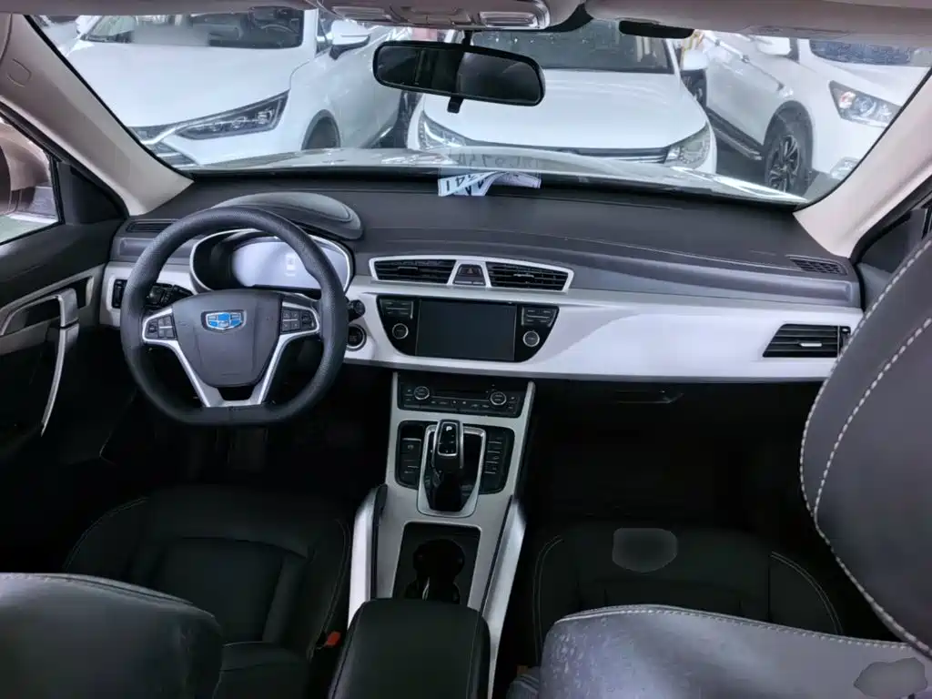 Geely Boyue — миниатюра 10