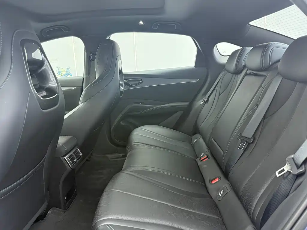 BYD Seal 06 — миниатюра 11