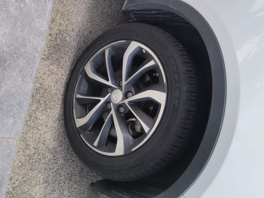 Geely Emgrand GS 1.4 л 2021 г. Белый, пробег 40900 км