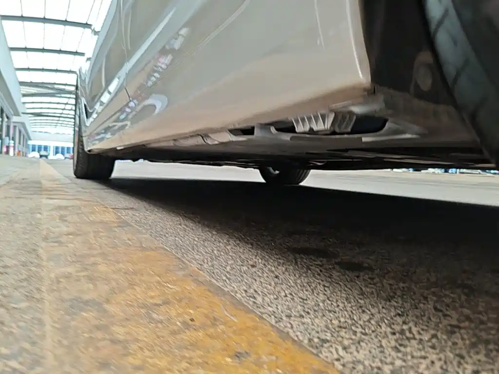 BMW 5 Series — миниатюра 22