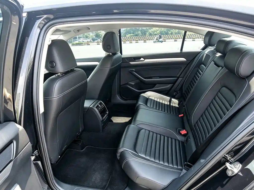 Volkswagen Magotan — миниатюра 8