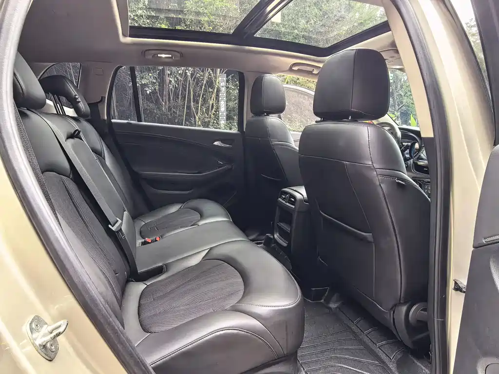 Buick Envision Plus — миниатюра 14