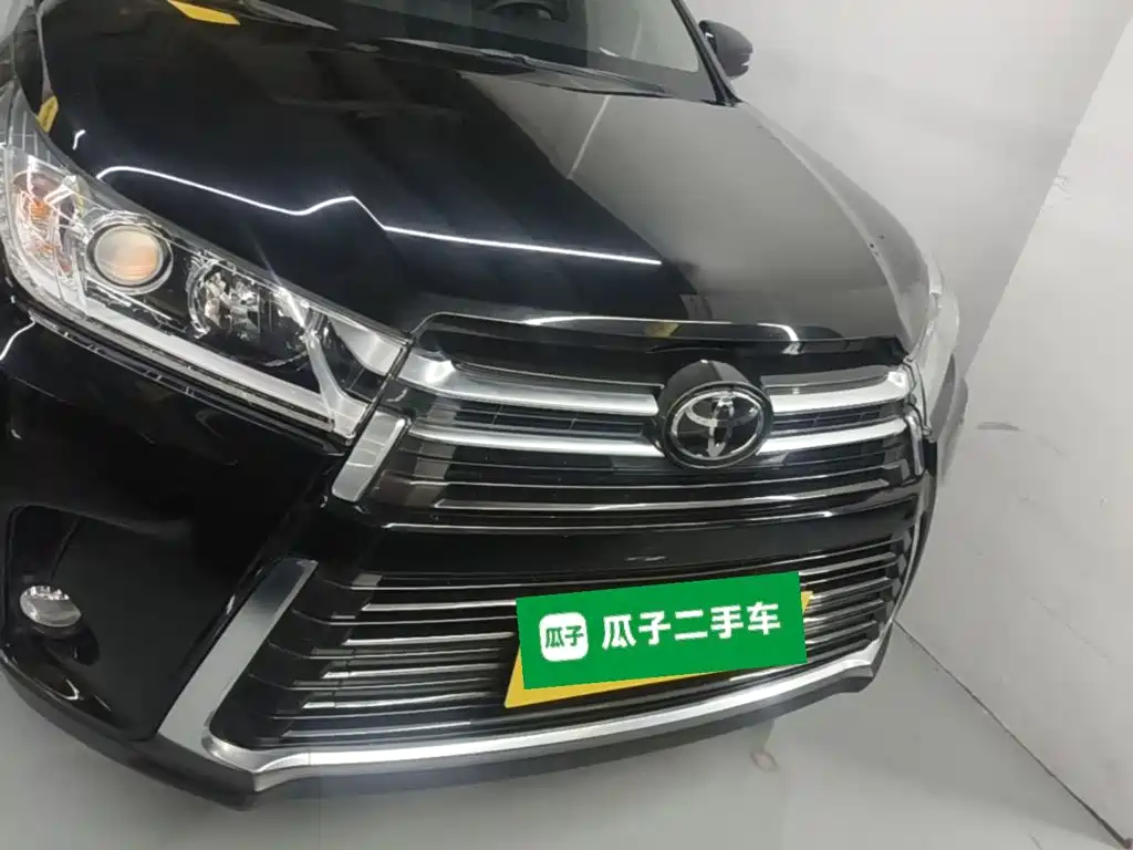 Toyota Highlander — миниатюра 3