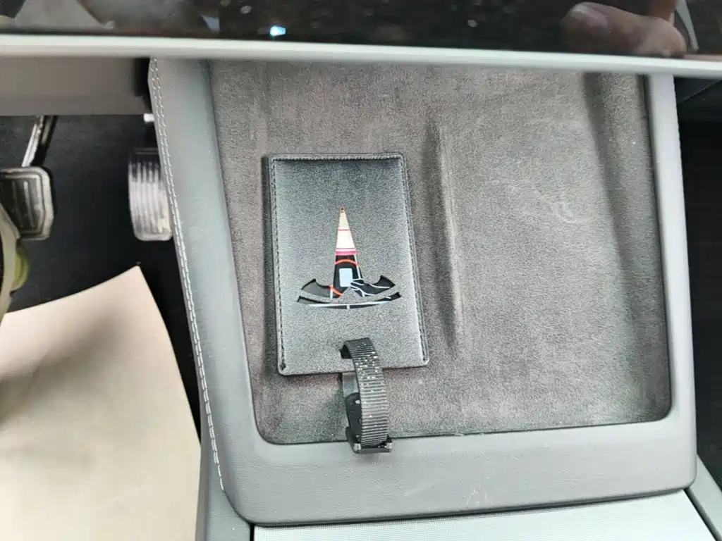 Tesla Model 3 — миниатюра 9