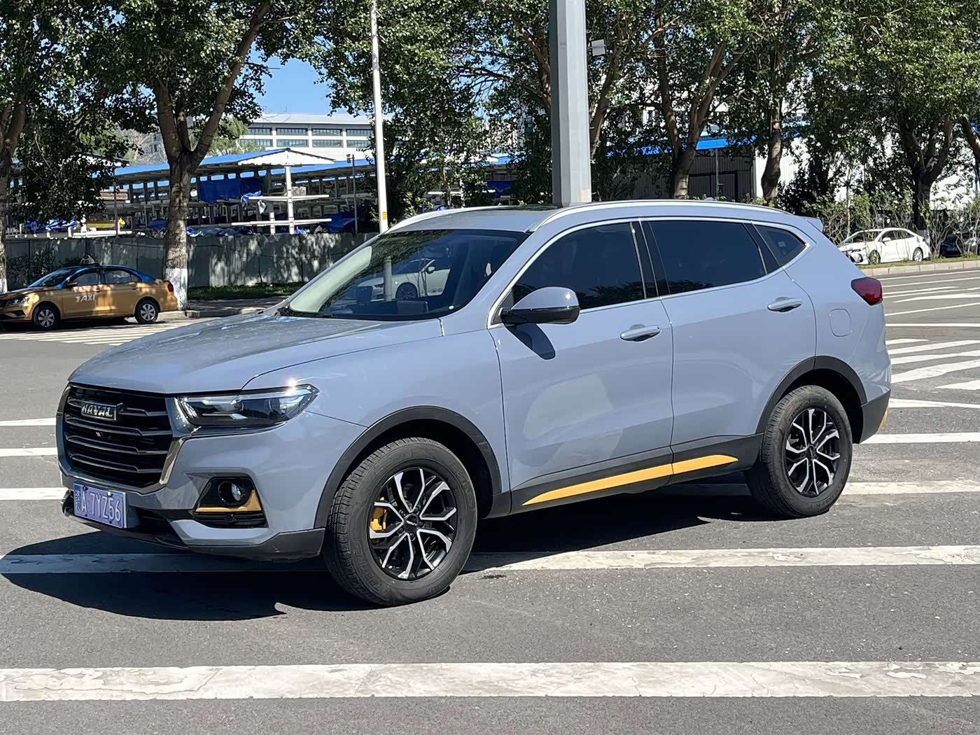 Haval Haval H6 1.5 л 2022 г. Серебристо-серый, пробег 37000 км