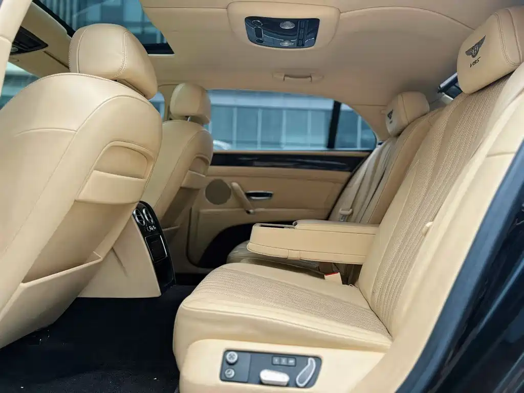 Bentley Flying Spur 2017 4.0T V8 S Standard