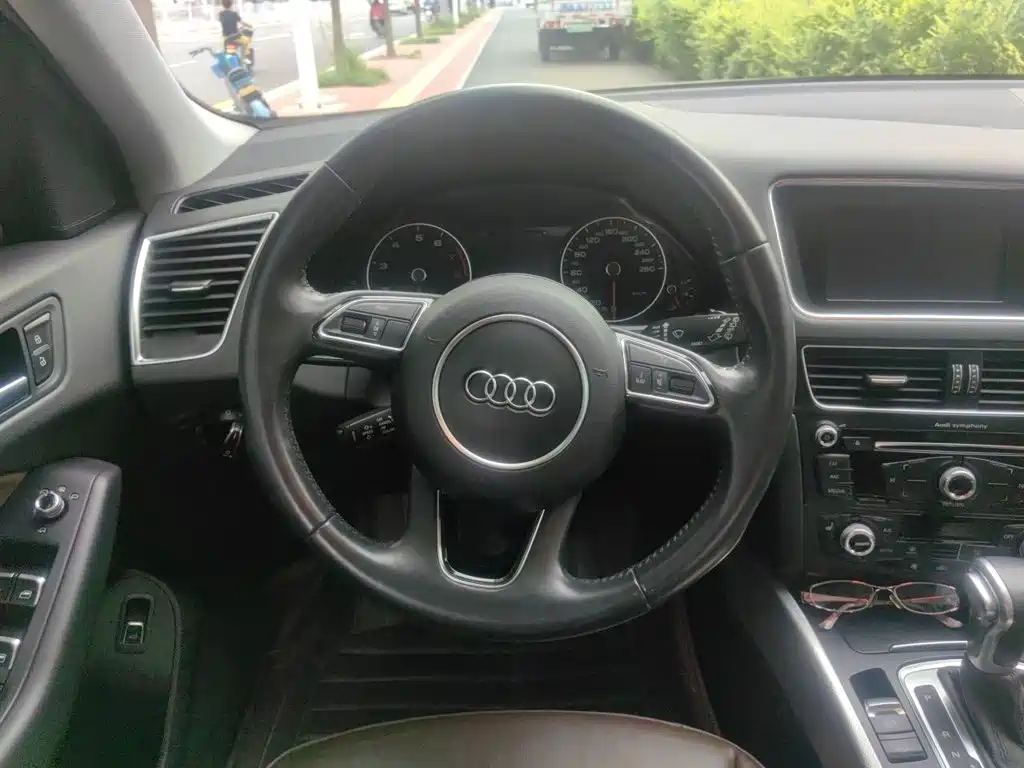 Audi Q5 2015 40 TFSI