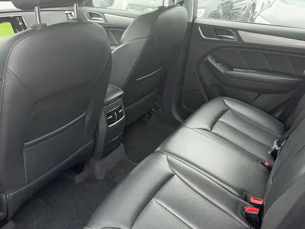 Roewe RX5 2016 20T AT Smart