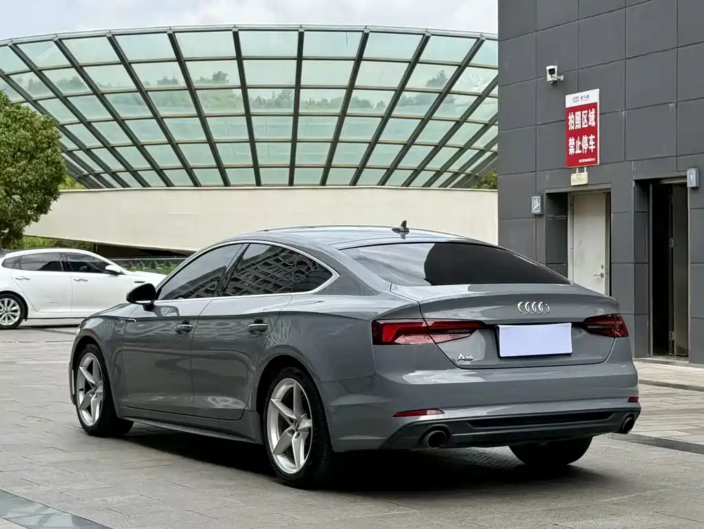 Audi A5 (Import) — миниатюра 7