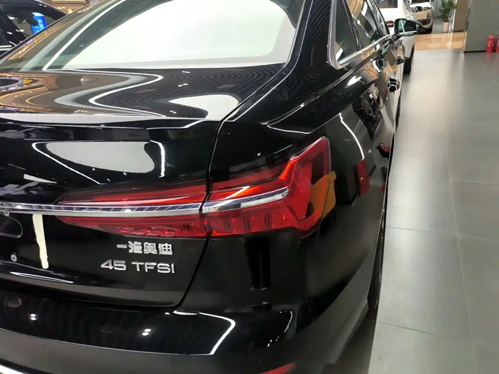 Audi A6L 2026 45 TFSI