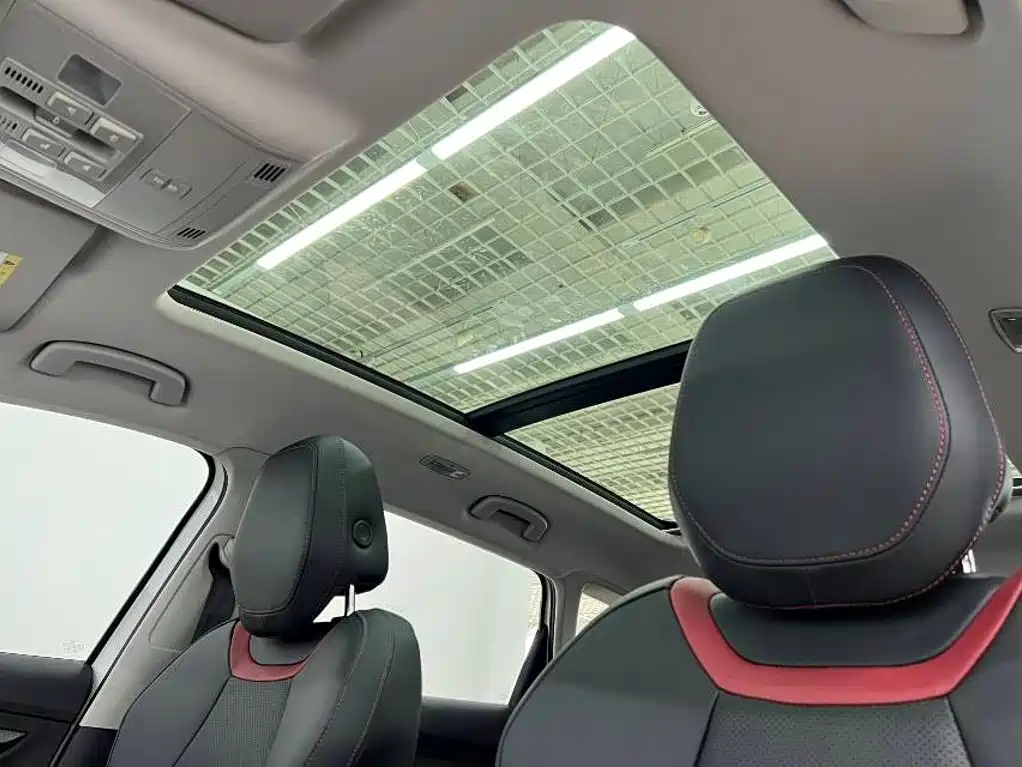 Skoda Karoq — миниатюра 14