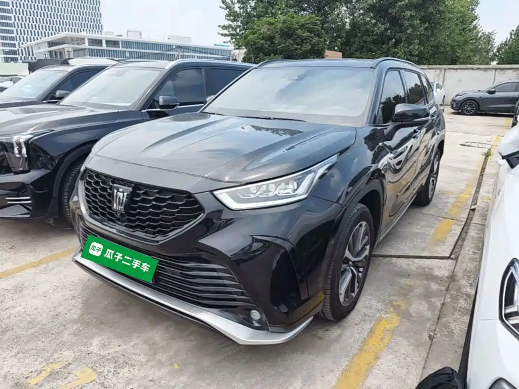 Toyota Crown Kluger 2026 2.5L HEV Luxury