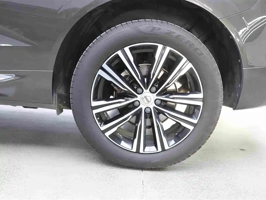 Volvo XC60 — миниатюра 29
