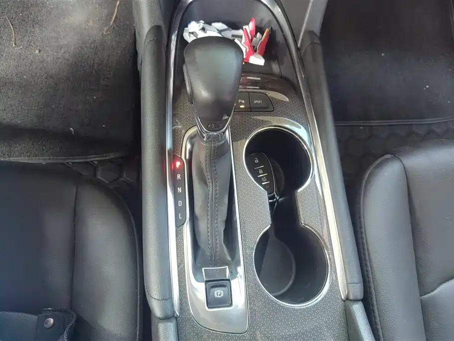 CHEVROLET MAI RUIBAO XL