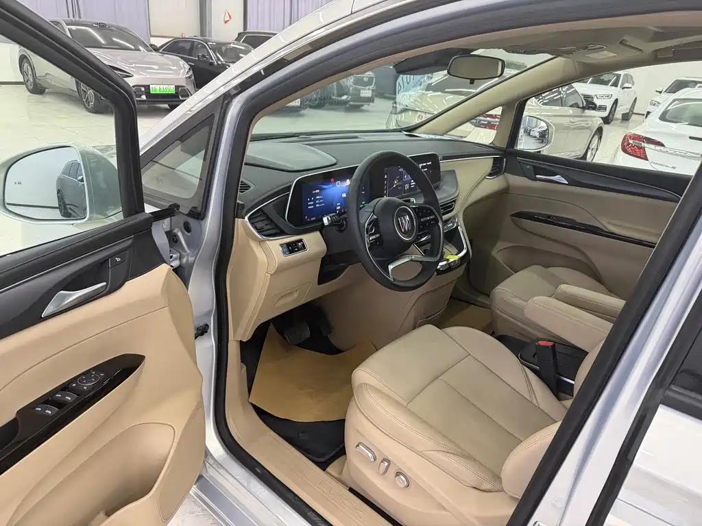 BUICK GL8 NEW ENERGY