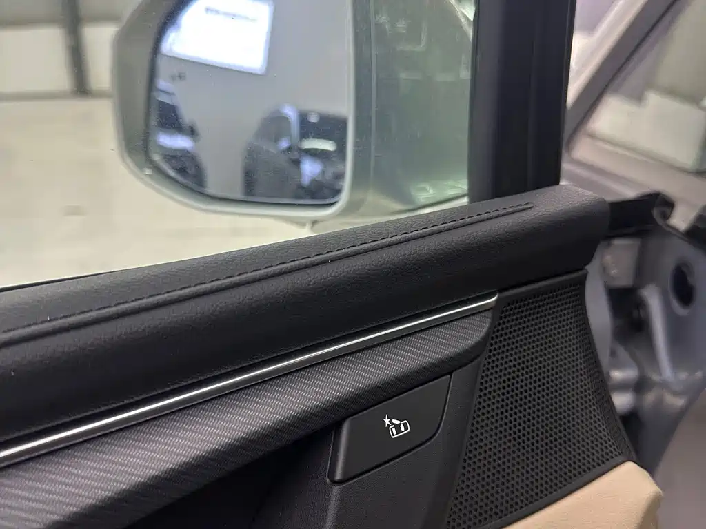 BUICK GL8 NEW ENERGY