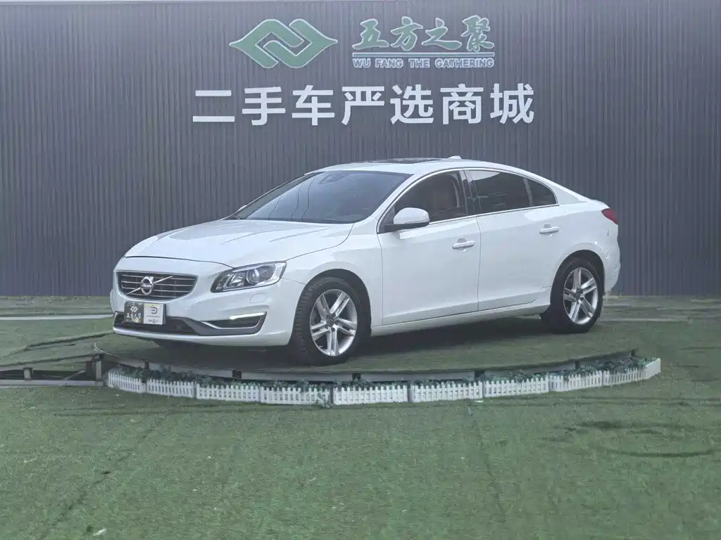 Volvo S60