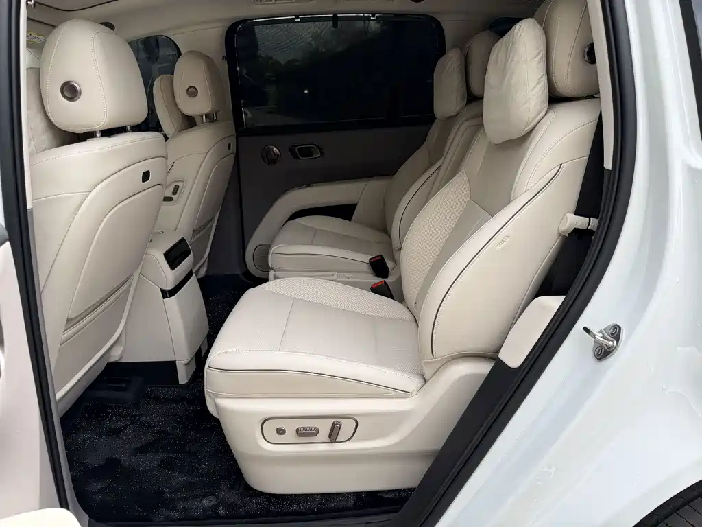 Li Auto Li i8 — миниатюра 15