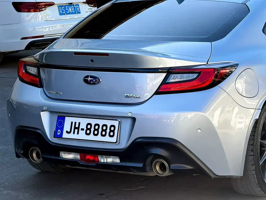 SUBARU BRZ