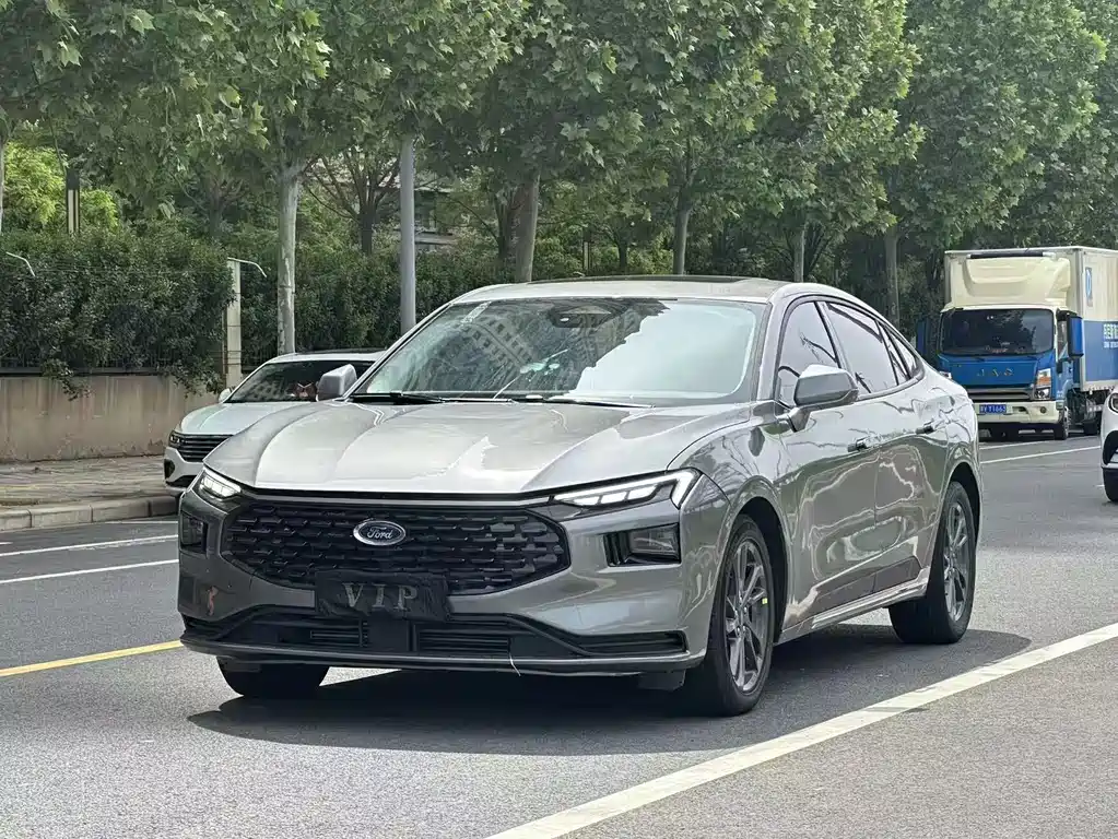Ford Mondeo 2025