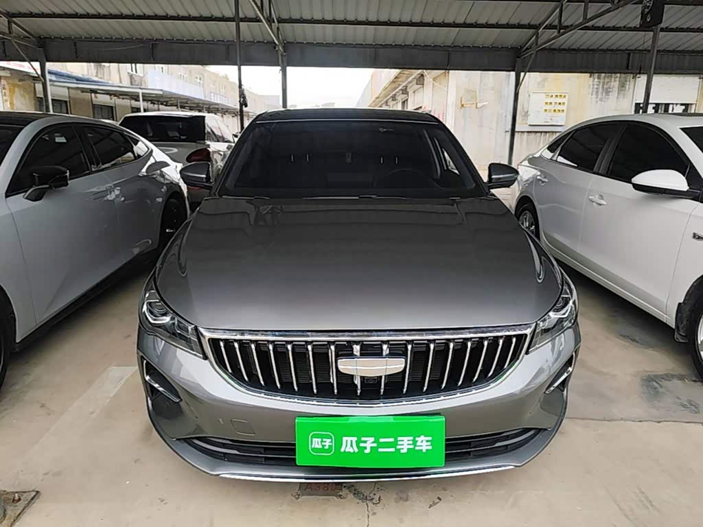 Geely Emgrand 1.5 л 2025 г. Серебристо-серый, пробег 12600 км